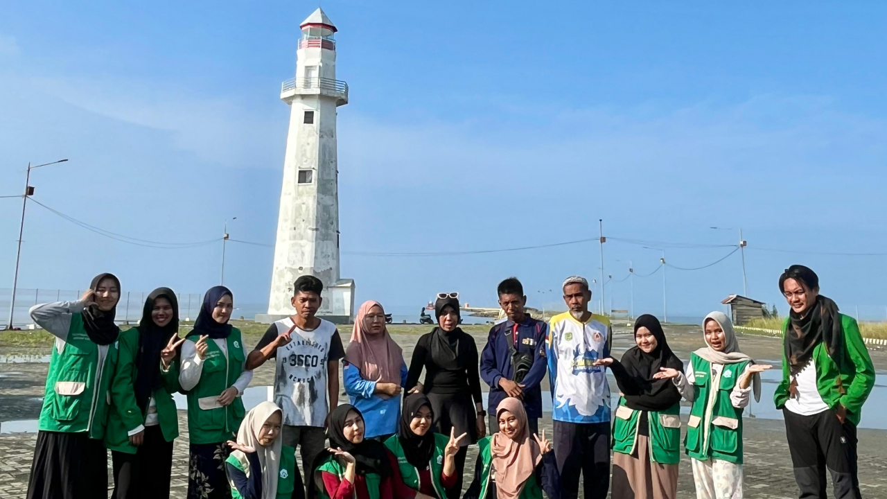 Senam KKN UIN Palopo kelompok 98 bersama masyarakat desa Munte